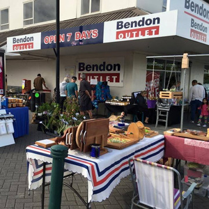 Silverdale Village Market